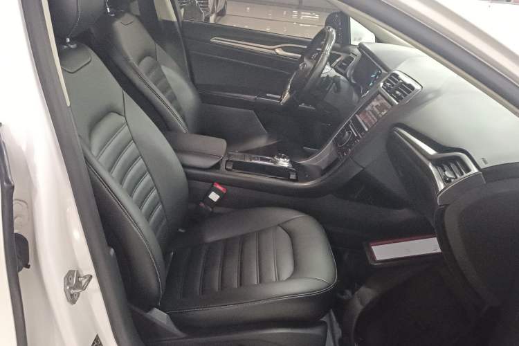 Used Ford Mondeo 2017 EcoBoost 180 Stylish Model
