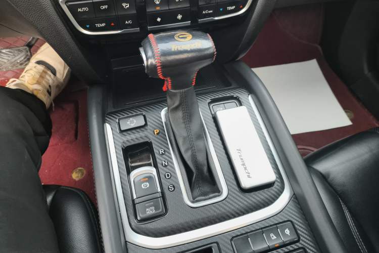 Used GAC Trumpchi GS7 2017 320T Two-Wheel-Drive Luxury Smart Connectivity Model
