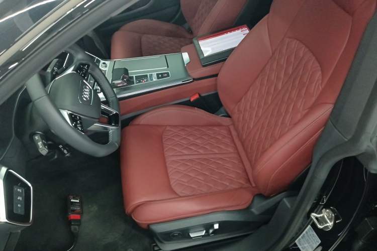 Used Audi A7L 2024 45 TFSI quattro S-line Black Warrior Edition
