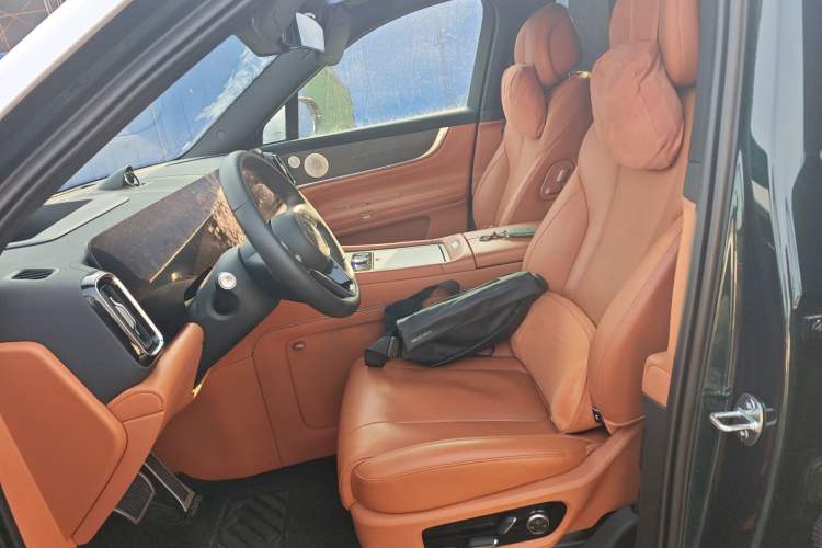 Used Hima AITO M9 2024 Range-Extended Ultra Version 52 kWh 6-Seater Model
