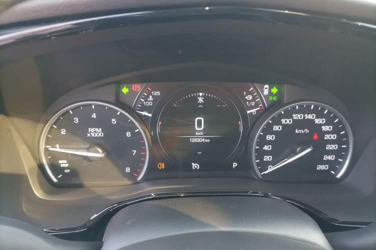 Used Cadillac XT5 2018 25T Luxury Model