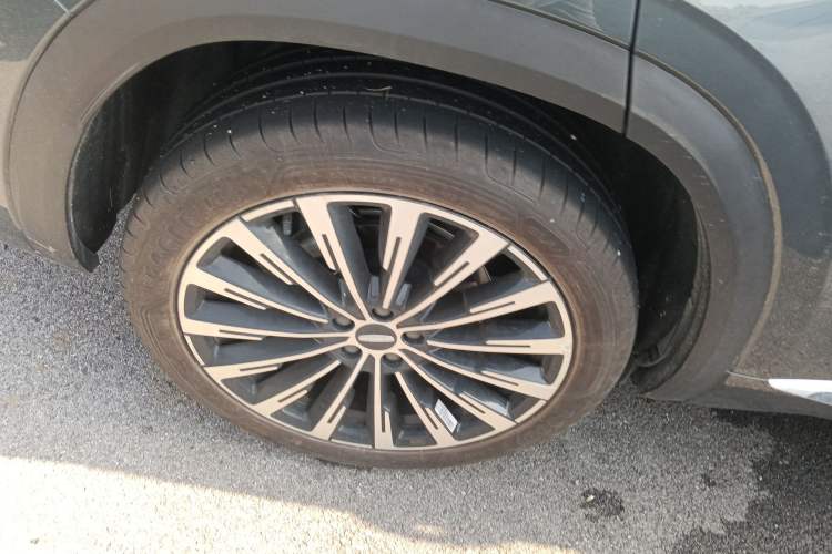 Used Geely Auto Monjaro L 2025 Dongfang Yao 2.0TD Automatic Lanxing Edition