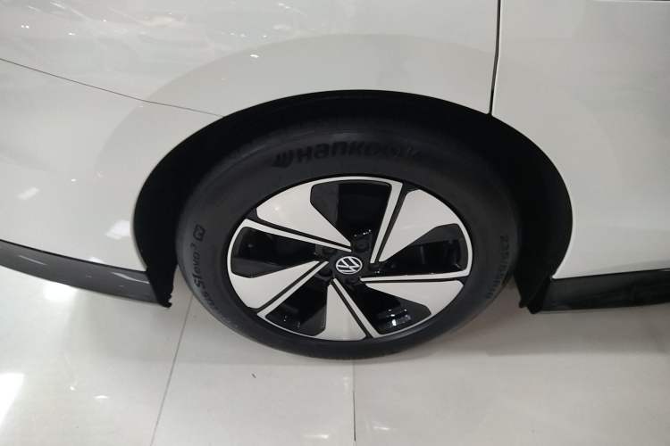 Used Volkswagen ID.7 VIZZION 2024 AIR model