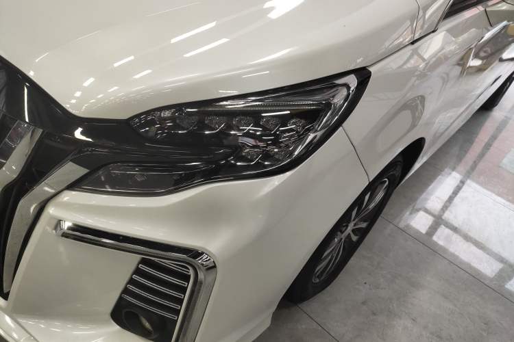 Used Buick GL8 2021 ES Landtrek 653T Comfort Edition
