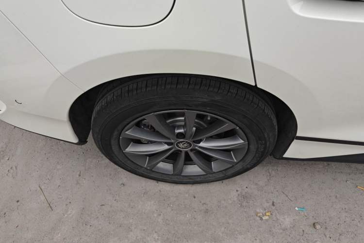 TDK.VehicleDetails.img