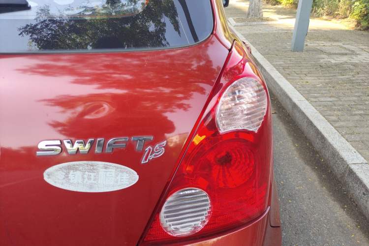 Used Suzuki Swift 2014 1.5L Automatic Fashion Edition
