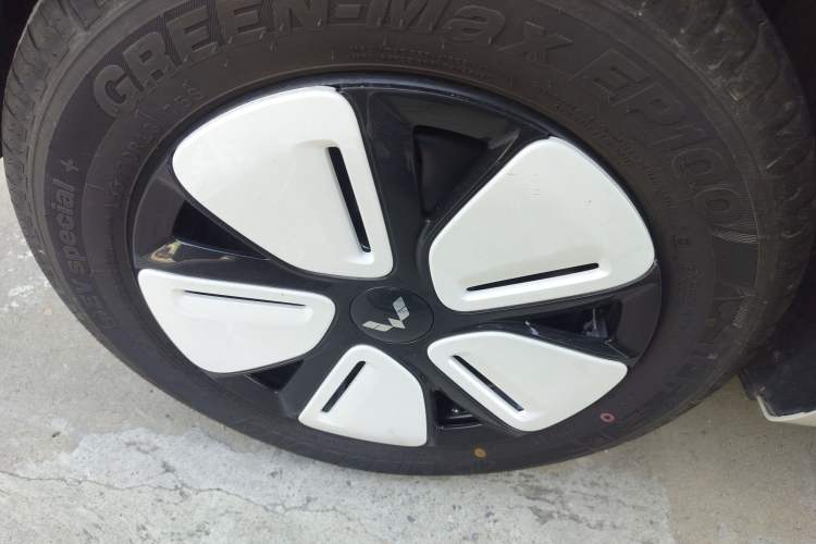 Used Wuling Hongguang MINIEV 2025 Four-Door Version Advanced Edition