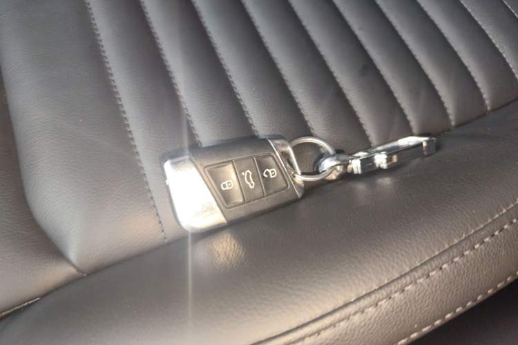 Used Volkswagen Magotan 2018 330TSI DSG Advanced Model
