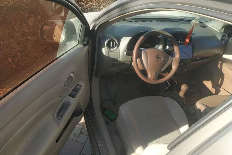 Used Nissan Sunny 2016 1.5XE Manual Leading Edition
