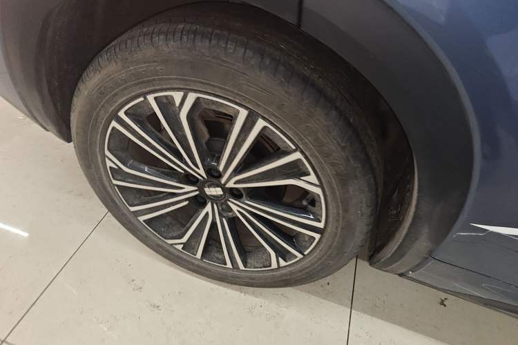 Used  Galaxy Xingjian 7 EM-i 2025 120km Flagship Edition