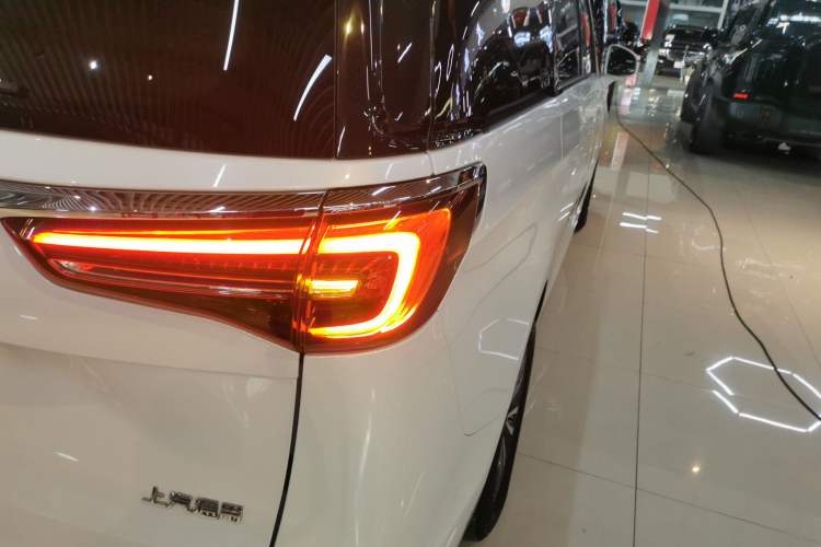 Used Buick GL8 2021 ES Land Cruiser 653T Luxury Edition
