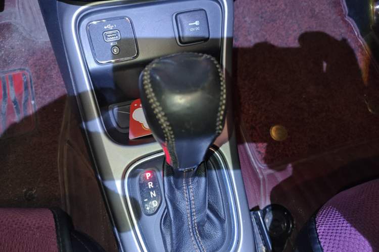 Used  Compass 2020 220T Automatic Leading Edition