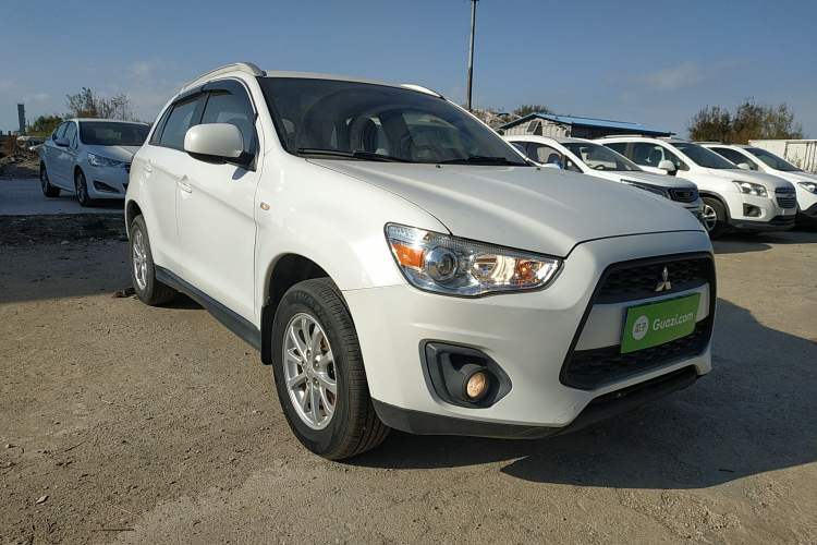 Used Mitsubishi ASX 2013 2.0L CVT Two-Wheel Drive Elite Edition
