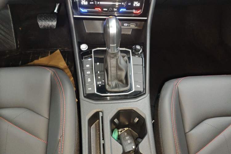 Used Volkswagen Lavida 2024 300TSI DSG Starry Sky Leading Edition
