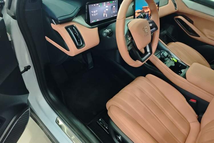 Used BYD Song L EV 2025 Intelligent Driving Version 662 km LiDAR Excellence Edition