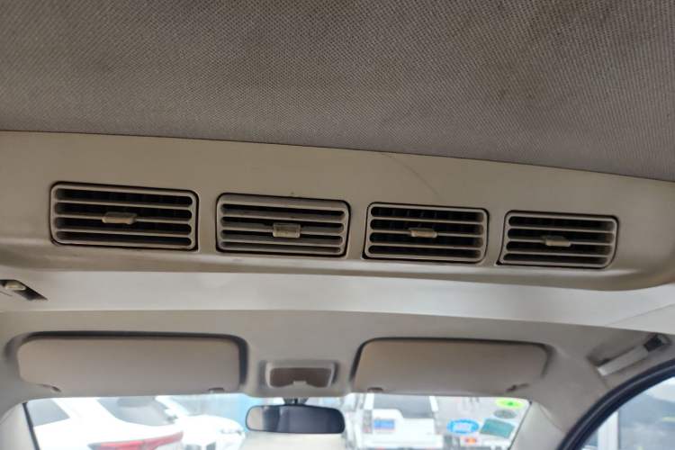 Used Dongfeng Fengon 330 2014 1.5L Manual Utility Version DK15
