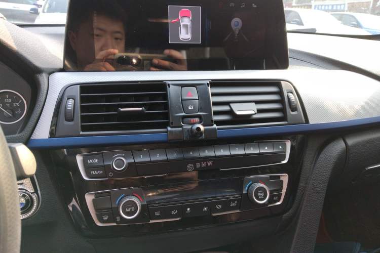 Used BMW 3 Series 2018 320i M Sport Package
