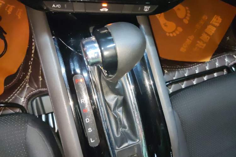 Used Honda Vezel 2022 1.5L CVT Elite Smart Edition
