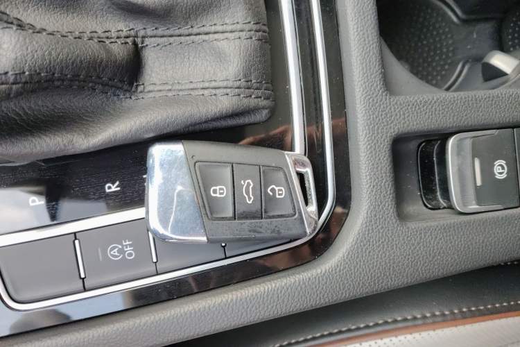 Used Volkswagen Magotan 2023 2 Million Units Commemorative Edition 330TSI DSG Luxury Version
