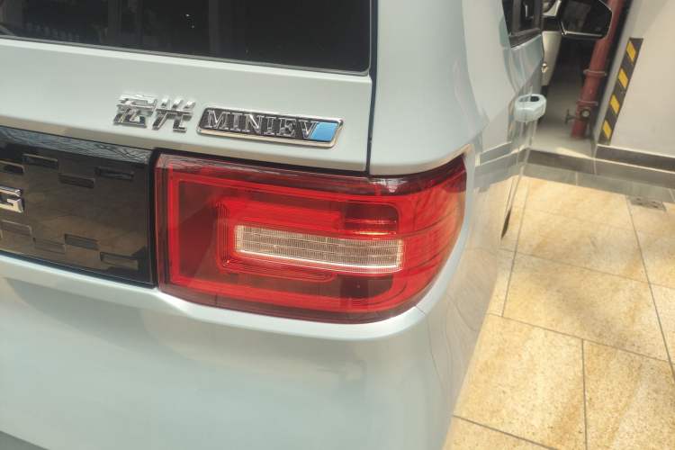 Used Wuling Hongguang MINIEV 2020 Enjoyment Model Lithium Iron Phosphate
