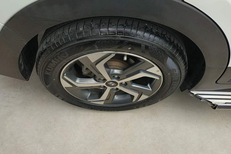 Used Hyundai ix25 2017 1.6L Automatic Smart Version
