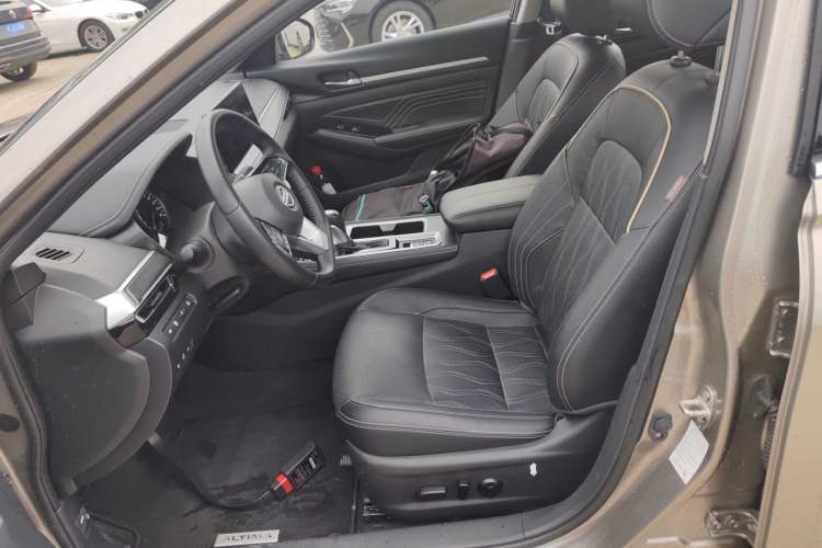 Used Nissan Teana 2022 2.0L XL-Upr Enjoyment Edition
