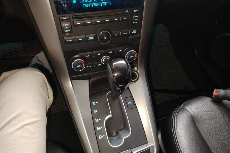 Used Chevrolet Captiva 2017 2.4L 4x4 Flagship Edition 7-Seater