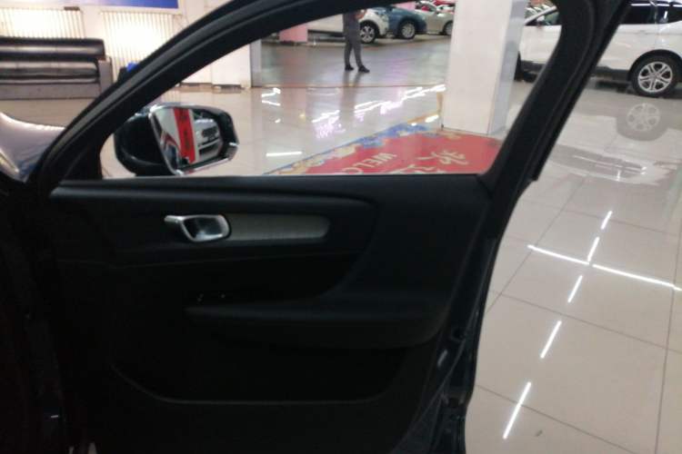 Used Volvo XC40 2021 T4 Four-Wheel Drive Smart Luxury Edition
