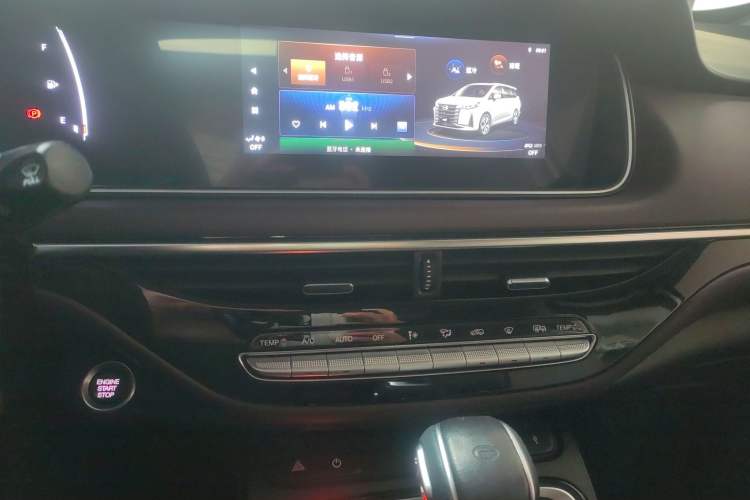 Used GAC Trumpchi M6 2021 PRO 270T DCT Luxury Edition
