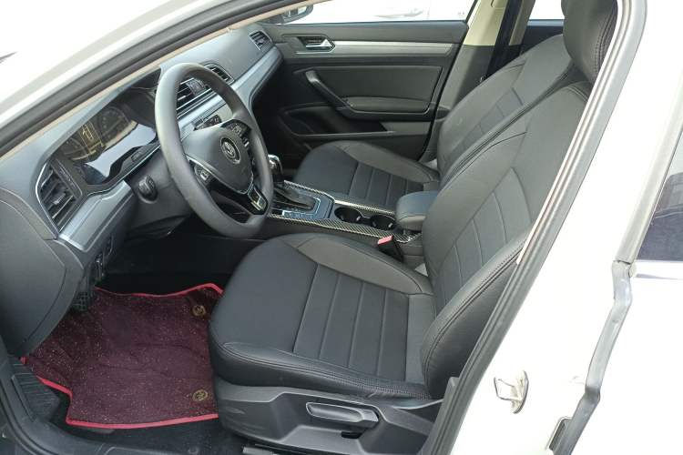 Used Volkswagen Lamando 2019 230TSI DSG Fashion Edition China V Standard