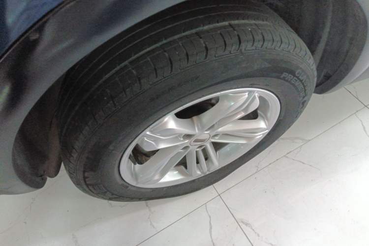 Used Qoros 5 2018 Revised Version 1.6T Automatic Leading Edition
