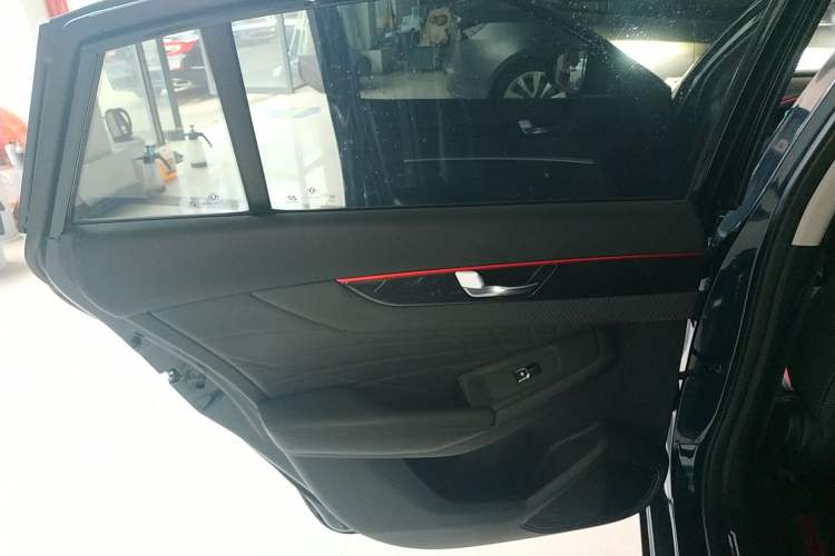 Used Dongfeng Aeolus Yixuan MAX 2021 1.5T Super-Powered Dad Edition
