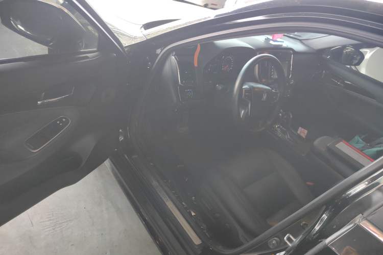 Used Toyota Crown 2015 2.0T Fashion Edition
