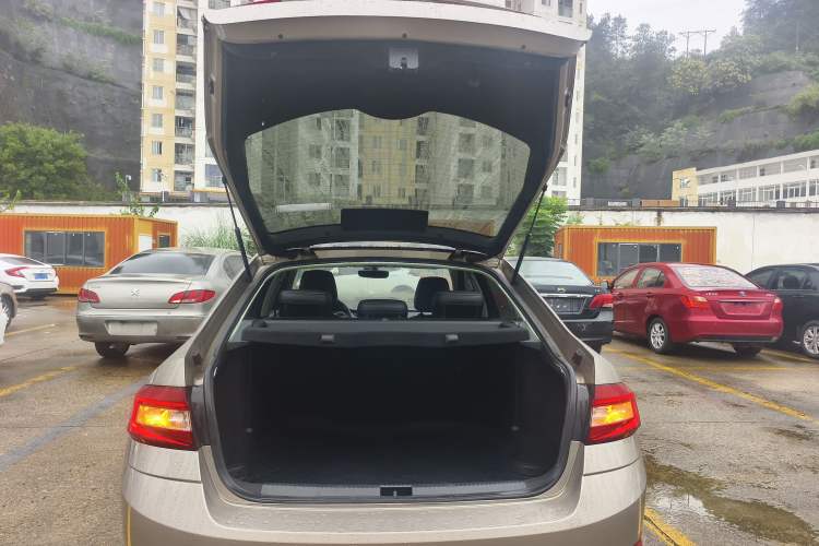 Used Skoda Octavia 2018 TSI280 DSG Luxury Edition