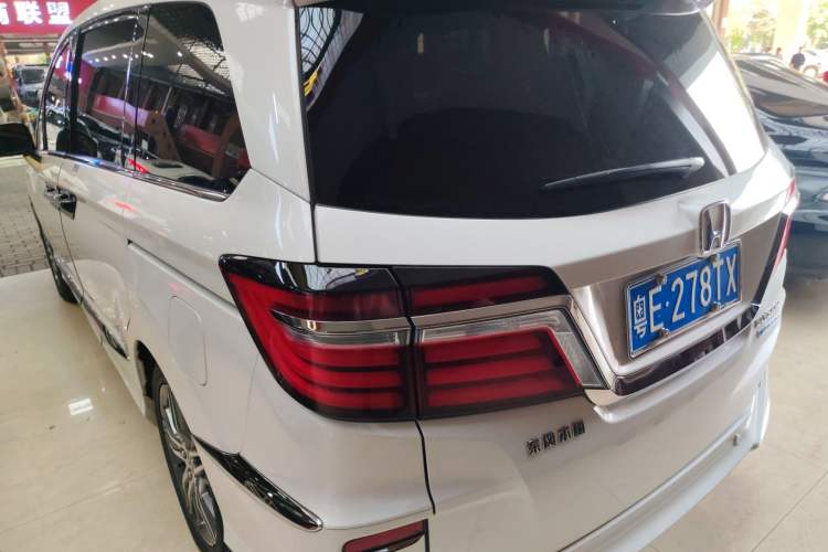 Used Honda Elysion 2019 2.0L Hybrid Luxury Edition