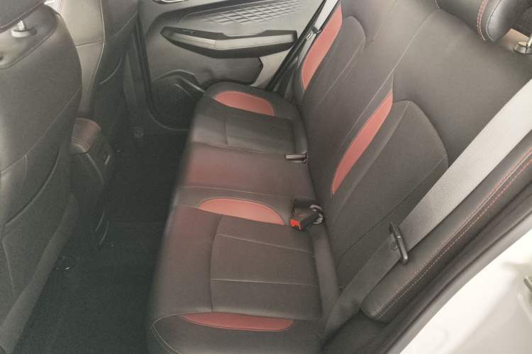 Used Geely Auto Vision X3 2021 PRO 1.5L CVT Deluxe Model
