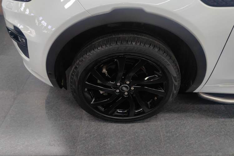 Used Land Rover Discovery Sport 2019 240 PS SE Dynamic Version China V Standard
