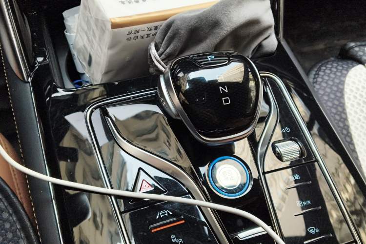 Used BYD Tang New Energy 2023 DM-i Champion Edition 112KM Prestige Model