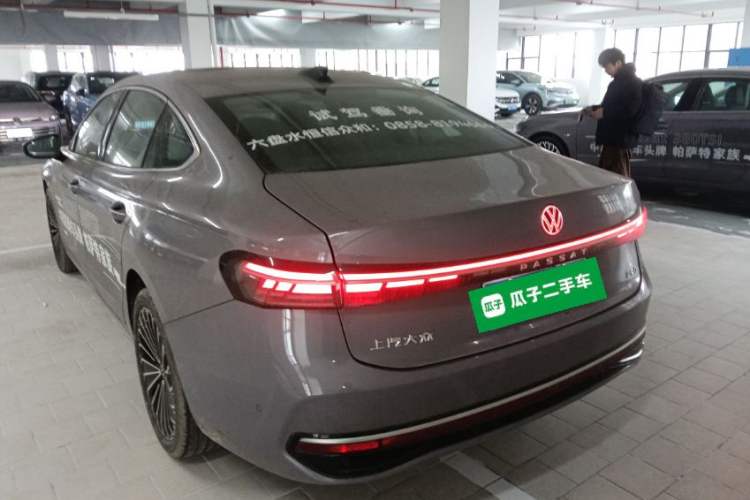 Used Volkswagen Passat 2025 Pro 380TSI Dragon Supreme Edition
