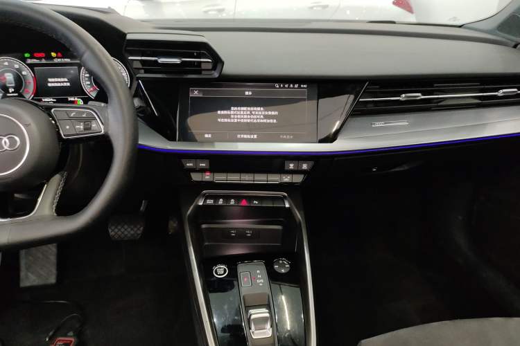 Used Audi A3 2024 A3L Limousine 35 TFSI Luxury Sport Edition
