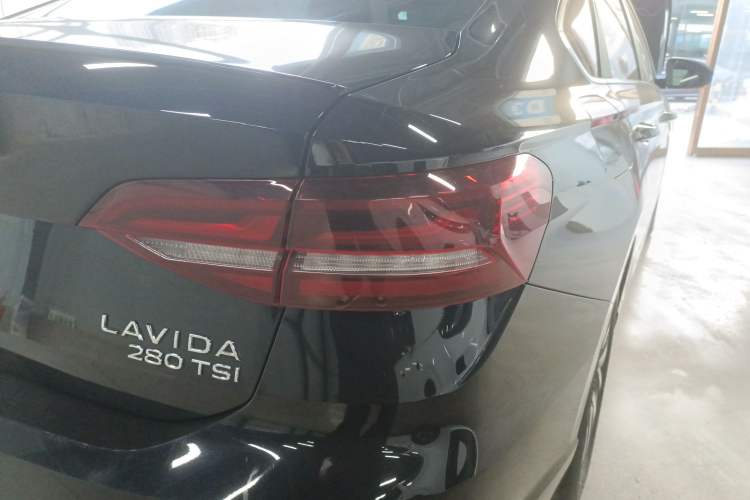 Used Volkswagen Lavida 2023 280TSI DSG Starry Sky Deluxe Edition
