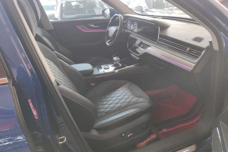 Used Hongqi HS5 2019 2.0T Smart Connect Flagship All-Wheel-Drive Version
