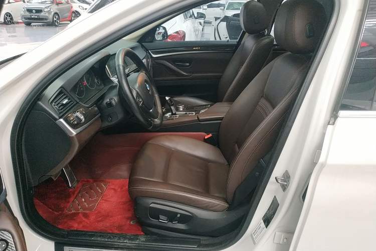 Used BMW 5 Series 2014 525Li Luxury Design Package
