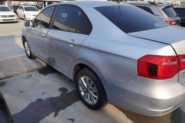 Used Volkswagen Jetta 2015 1.6L Automatic Comfort Model
