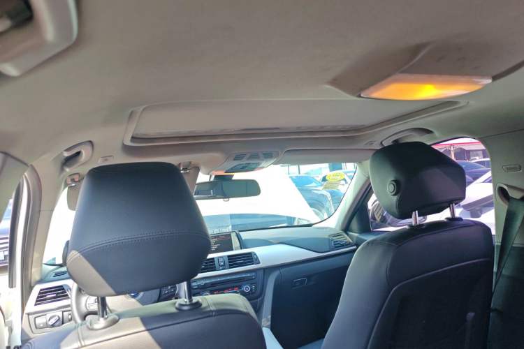 Used BMW 3 Series 2014 320i Sport Edition
