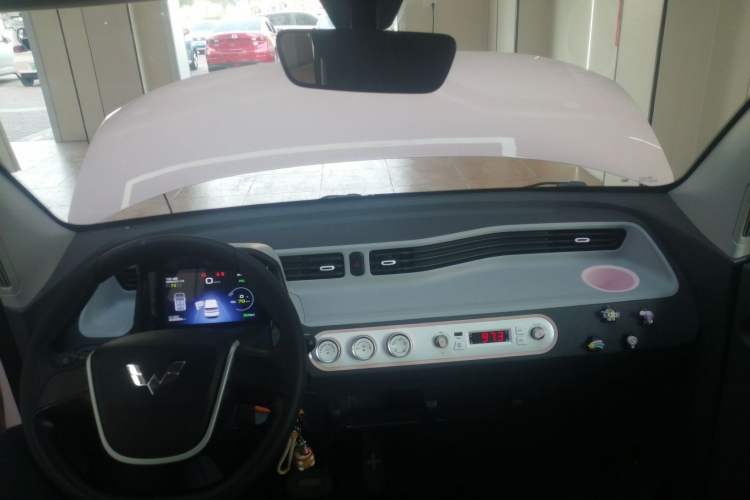 Used Wuling Hongguang MINIEV 2021 Macaron Premium Model – Lithium Iron Phosphate