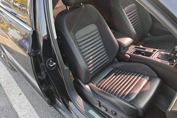 Used Volkswagen Magotan 2020 330TSI DSG Leading Model