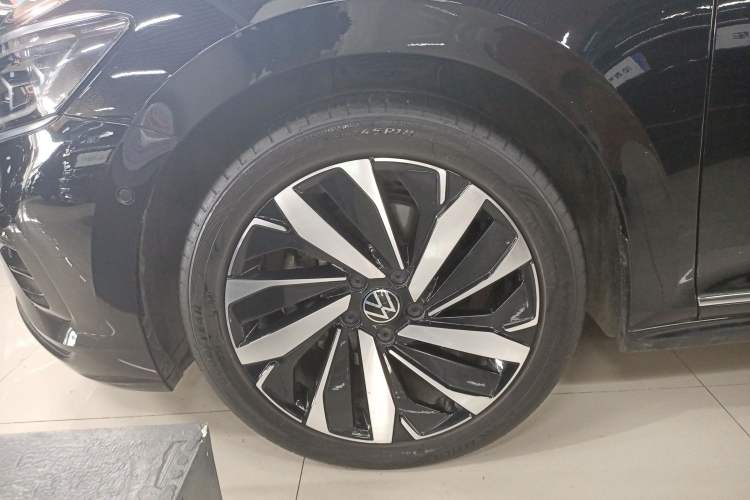 Used Volkswagen Passat 2022 330TSI Luxury Edition
