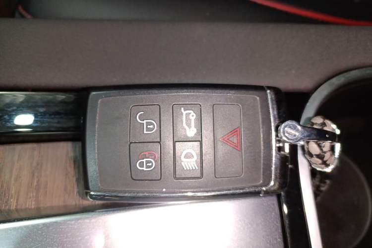 Used Land Rover Discovery Sport 2020 249 PS R-Dynamic Performance Tech Edition 7 Seats
