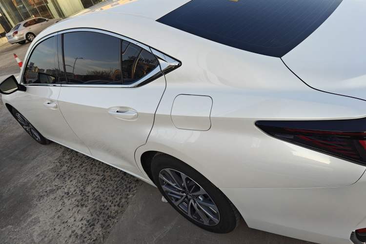 Used Lexus ES 2025 200 Premium Edition